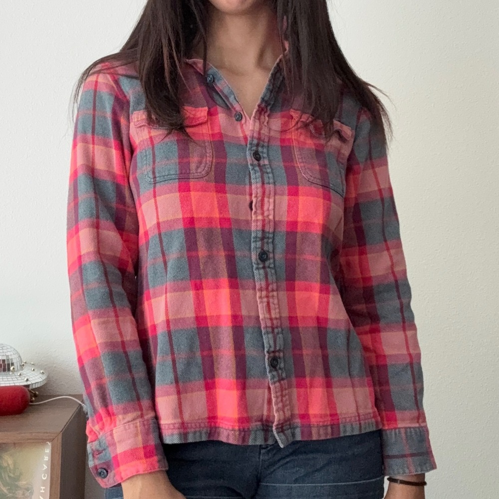 Patagonia Womens Pink Grey Plaid Organic Cotton Fjord Flannel Shirt Size 12